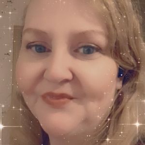 Meet your Posher, Lorie lee